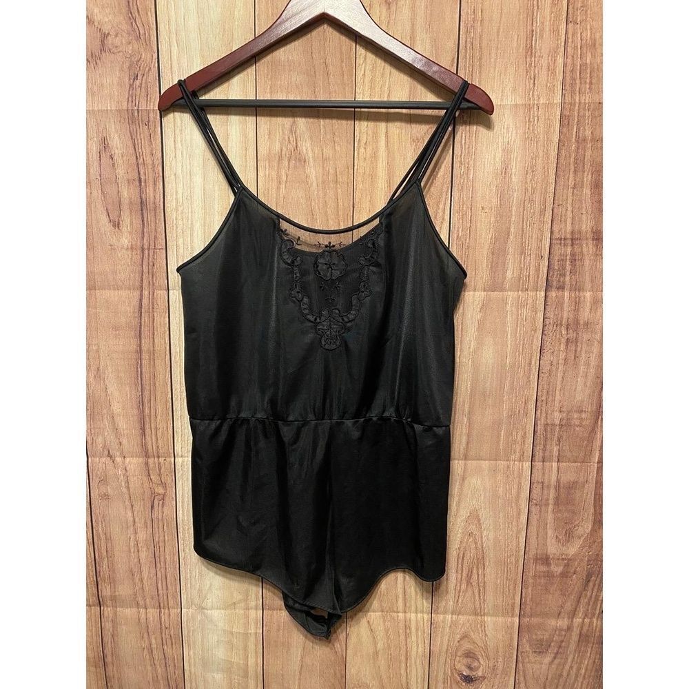 Vanity Fair Medium Vintage Bodysuit Teddy Lingerie Black Lace Embroidered